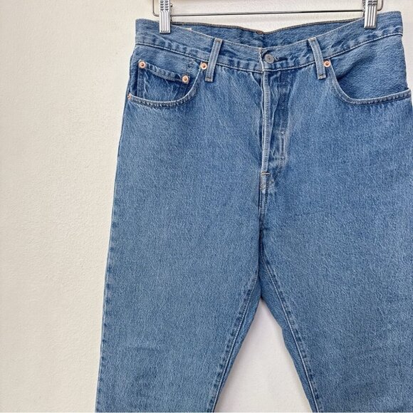 Levi's Womens 29 501 Original Fit Straight Fit Jeans - Picture 4 of 16